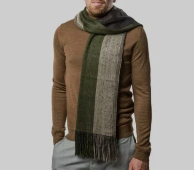 Bufanda con flecos de invierno a rayas de punto verde marino de $25 millones para hombre talla única Foto 1 de 3