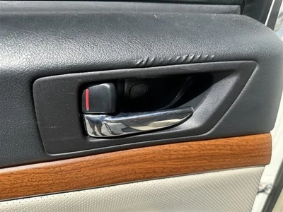 Manija interior de la puerta del conductor trasero izquierdo 2010 2011 2012 13 14 Subaru Outback Foto 1 de 4