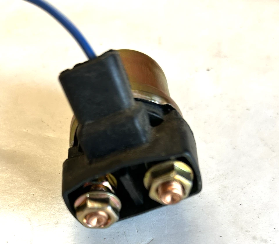 Relé solenoide de arranque Yamaha XJ700 1985 Maxim | Relé de interruptor de arranque OEM XJ 700 Foto 1 de 3