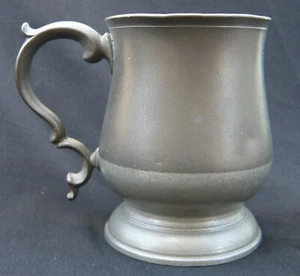 19th CENTURY JAMES YATES HALF PINT PEWTER TANKARD / MEASURE af - Picture 1 of 9