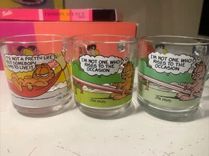 Vintage 1978 McDonalds Garfield Clear Glass Mugs / Coffee Cups Set of 3 - Nice - Picture 1 of 2