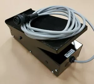 PEDAL DE PIE SOLDADOR - para adaptarse a las máquinas tigre KEMPPI MLS con conector de 7 pines (R11F) - Imagen 1 de 1
