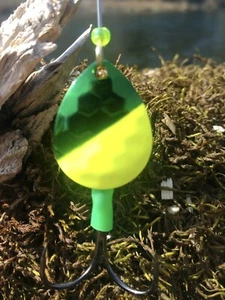 SAVAGE STRIKE - Salmon Spinners - 3.5 Colorado - GREEN FLASH - BRASS - Picture 1 of 2