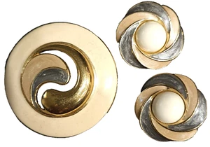 VTG SIGNED TRIFARI Brooch Pendant Earrings Ename Clip-On Gold Tone Jewelry 1-2"L - Picture 1 of 9