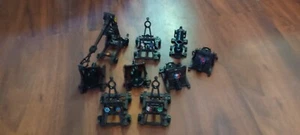 Weapons & Warriors replacement weapons  part lot fast free shipping - Picture 1 of 1