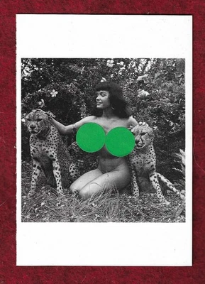 Foto postal Betty Page de Bunny Yeager 1955.  Producido como postal 1976 Bonito Foto 1 de 2