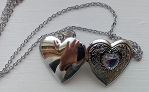 Heart Pattern Jewerly Silvery Allow Necklace Locket Chain - Picture 1 of 8