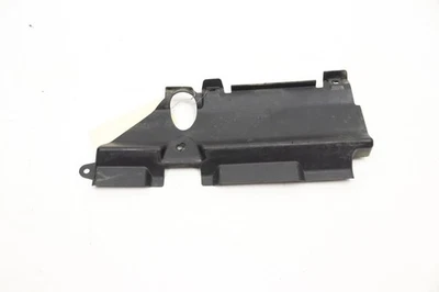 Honda Pioneer 700 15 Middle Fender Right 71133-HL3-A00 51993 Foto 1 de 4