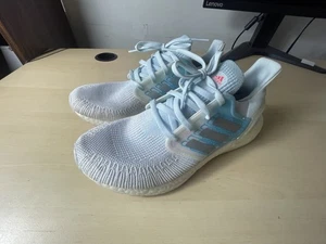 Adidas Womens UltraBOOST 20 Shoes Light Blue, size 9 - Picture 1 of 10