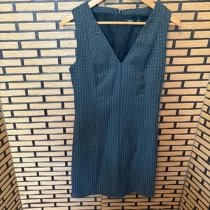 Theory Easy V Shadow Jacquard ärmelloses Etuikleid Größe 6 - Bild 1 von 8