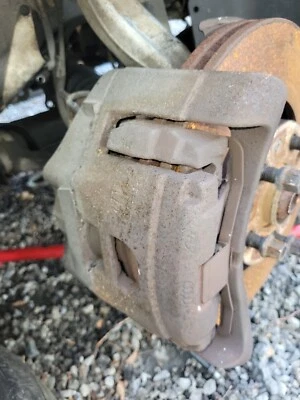 2005-2008 AUDI A4 B7 QUATTRO PINÇA DE FREIO DIANTEIRA DIREITA DO LADO DO PASSAGEIRO FABRICANTE DE EQUIPAMENTO ORIGINAL - Imagem 1 de 2