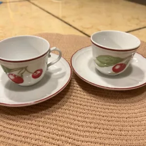 Richard Ginori Antico Cherry Cup Saucer Pair Set White Red without outer box H7㎝ - Picture 1 of 3