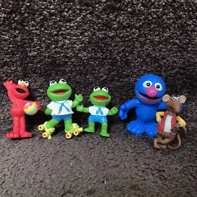 Lote de 5 figuras PVC pequeño Kermit Grover Elmo Muppet Babies Sesame Street Foto 1 de 4