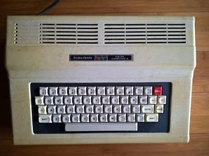 Color Computer 2 V1.2, TESTED GOOD, Radio Shack TRS-80 Tandy CoCo #12806 - Picture 1 of 3
