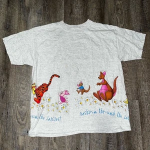 Camiseta Vintage Winnie The Pooh, Personajes Grandes Estampado Talla Grande XL - Imagen 1 de 6