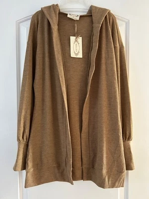 Cardigã novo com etiquetas Joyfolie Mia Joy Girls 14 Kimberly frente aberta açúcar mascavo novo - Imagem 1 de 4