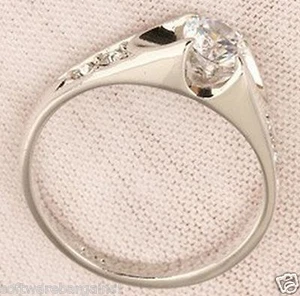 LADY'S 18K PLATINUM PLATED CZ WEDDING/ENGAGEMENT RING;. SIZE 7.5. FAST SHIPPING. - Picture 1 of 3