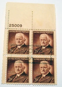 SCOTT 1062 - GEORGE EASTMAN INVENTORE & FILANTROPO - BLOCCO di 4 - 1954 - USATO - Foto 1 di 2
