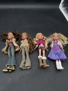 4 VTG 2001 BRATZ Dolls Original MGA w/ Clothing 1 Has No Shoes - Picture 1 of 8