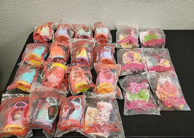 Lote de 22 juguetes McDonald’s Happy Meal Littlest Pet Shop y My Little Pony Foto 1 de 4