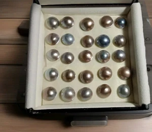 Lotto Perle mabè Coltivate 25pc Colore Thaiti JAPAN 11-12mm Orafo - Imagen 1 de 6