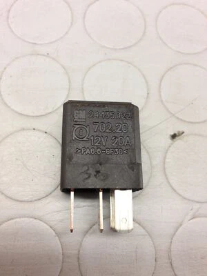 OPEL ASTRA H GTC (2006) 1.7 DIESEL 74KW 3P RELE' RELAY 24435900 - Immagine 1 di 2