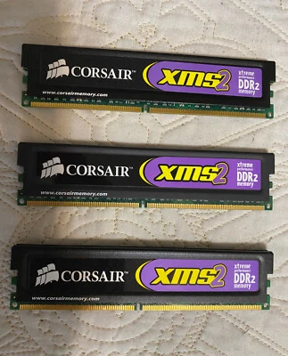 Corsair XMS2 4GB DDR2 Memory (CM2X2048-6400C5C / CM2X1024-6200C4) - Image 1 of 2