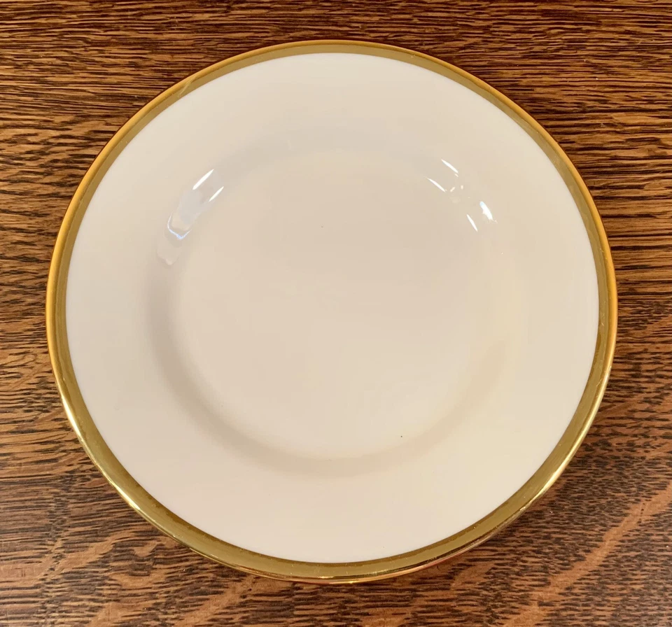 Pires de porcelana aposentados 10 Strawberry Street GOLD BAND SUBSTITUIÇÃO - Imagem 1 de 4