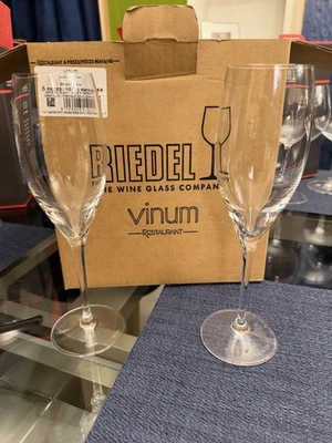 Riedel Vinum Cuvee Prestige Champagne Glasses - Set of 6 - Image 1 of 3