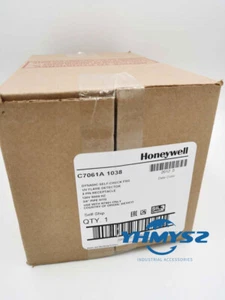 New Honeywell C7061A 1038 UV Flame Detector Expedited Shipping C7061A1038 # - Picture 1 of 4