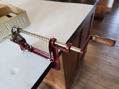 Apple Pealer Peel-Away Back To Basics Clap On Cast Iron With Box - Image 1 of 4