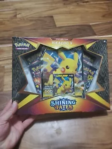 POKEMON TCG Shining Fates Pikachu V Collection Box - Picture 1 of 2