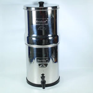 BERKEY 2.25 GALLON WATER FILTRATION SYSTEM WATER FILTER W/4 HOLES & 2 PLUGS - Picture 1 of 10