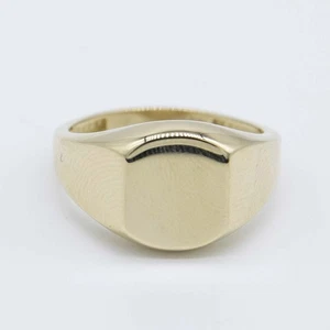 Medium Shiny Signet Ring Real Solid 14K Yellow Gold All Sizes - Picture 1 of 5