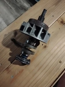 Original Stihl FS40 FS56 KM56 RC Trimmer Kurbelwelle mit Schwungrad und Kupplung - Bild 1 von 5