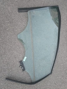 2021 Kia Sportage Driver Side Front Door Window Glass rubber seal trim - Picture 1 of 2