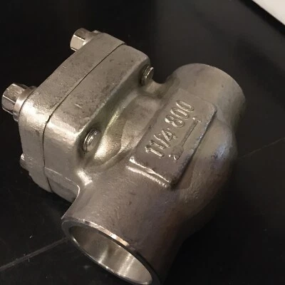 WARREN 316 STAINLESS  1-1/4"  804HF-S CHECK VALVE - Image 1 of 3