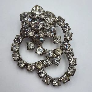 Vintage Kramer of New York - Clear Rhinestone - Silver Tone Brooch Pin - Picture 1 of 11