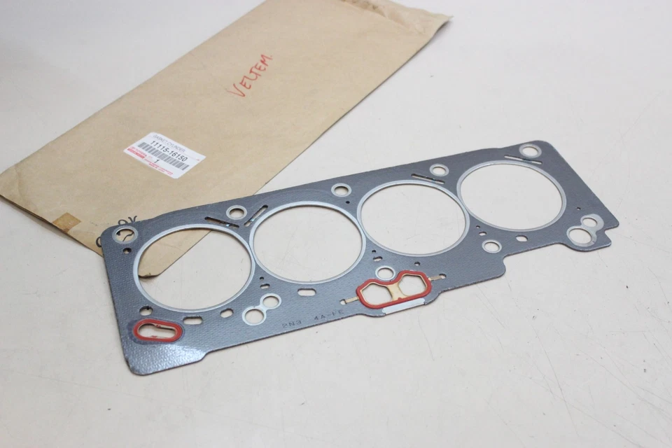 GENUINE TOYOTA Avensis Carina E 1.6 Cylinder Head Gasket 1111516150 NEW - Image 1 of 1