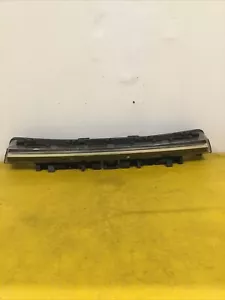 2020-2022 Kia Soul EV Front Center Trim Headlight P/n 92209-K0 OEM - Picture 1 of 15