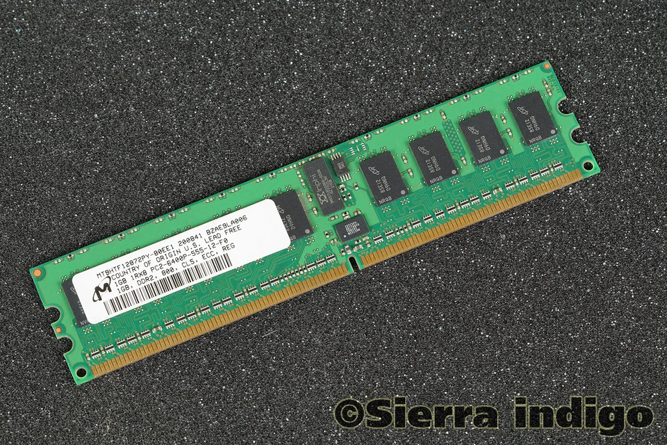MT9HTF12872PY-80EE1 Micron 1GB PC2-6400P-555-12-F0 Memory RAM - Immagine 1 di 1