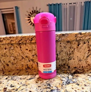 Borraccia isolata per bambini FUNTAINER 16 oz rosa fluo - lavabile in lavastoviglie! - Foto 1 di 1