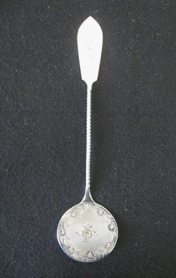 Servidor de tomate Willian Gale & Son de plata esterlina, siglo XIX Foto 1 de 4