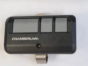 CHAMBERLAIN 953EV/EVC 3-BUTTON GARAGE DOOR OPENER REMOTE W/ Clip - Picture 1 of 5