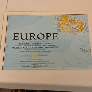 1992-12 December NEW EUROPE National Geographic Map UKRAINE EU UK EUC - A3+ - Picture 1 of 5