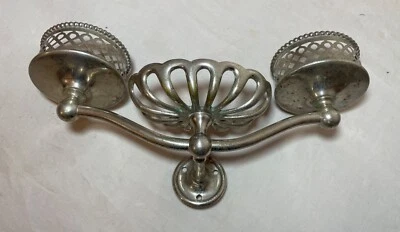 Antigua placa de níquel industrial latón baño accesorio de pared jabonera portavasos Foto 1 de 4