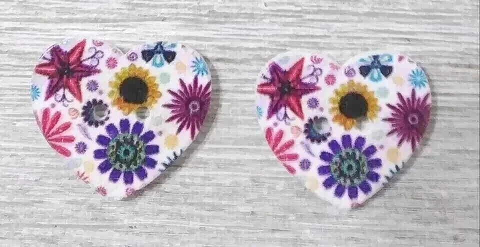 flower heart wood sewing buttons 2 holes 1 inch #15 blue purple 2pc set new - Image 1 of 2