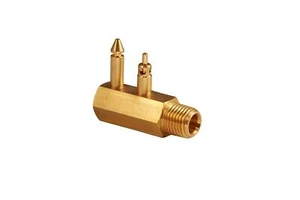 Attwood 8883-6 Raccordo serbatoio collegamento rapido in ottone filo maschio NPT per... - Foto 1 di 3