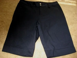 Womens Navy CHAPS Stretch Flat Front Shorts 6 - Picture 1 of 2