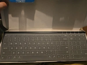 iClever IC-BK10 Black Multi Device Ultra Slim Rechargeable Wireless Keyboard - Picture 1 of 2